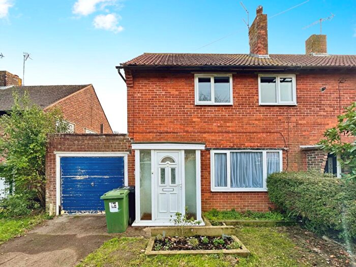 2 Bedroom Semi-Detached House To Rent In Pulborough Avenue, BN22
