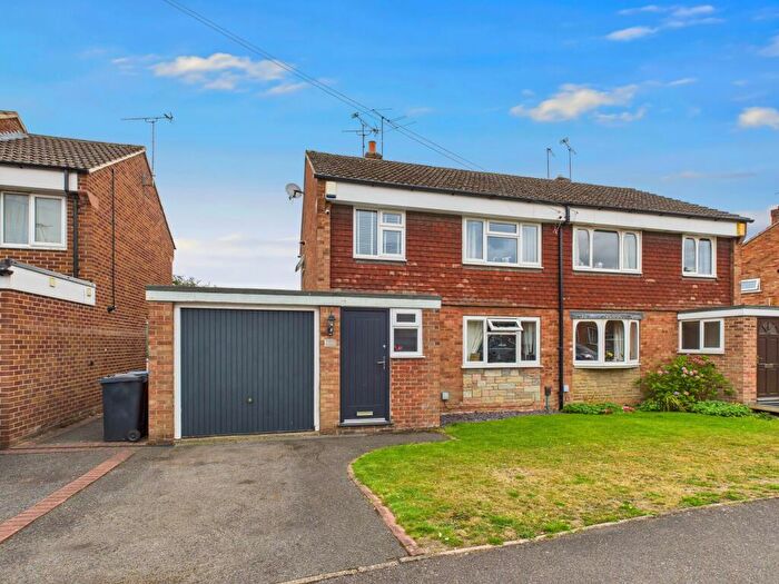 3 Bedroom Semi-Detached House For Sale In Rona Close, Sinfin, DE24