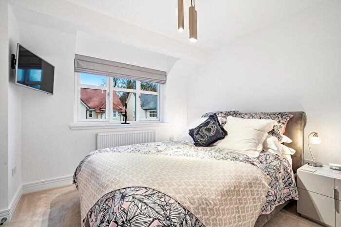5 Bedroom Detached House For Sale In Templar Crescent, Erskine, Renfrewshire, PA8