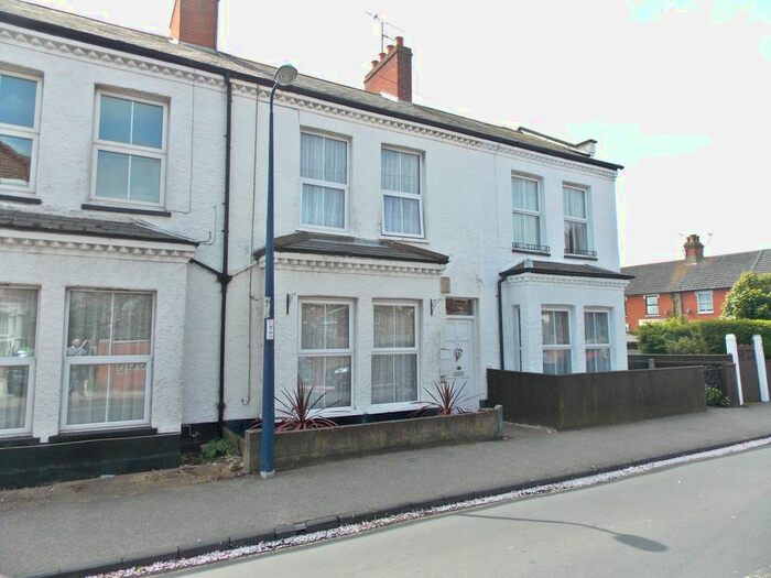 2 Bedroom Maisonette To Rent In Cobbold Road, Felixstowe, IP11