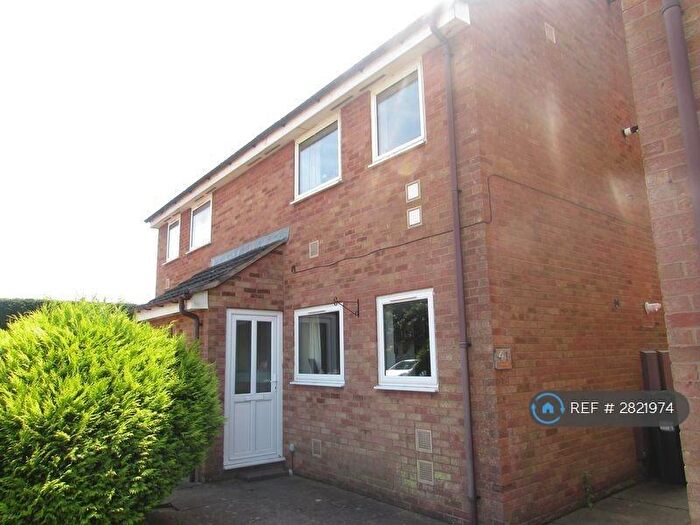 1 Bedroom Maisonette To Rent In Drew Crescent, Kenilworth, CV8