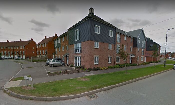 1 Bedroom Flat To Rent In Noble Crescent, Aylesbury, HP18