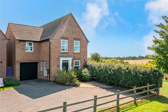 3 Bedroom Detached House For Sale In Selemba Way, Greylees, Sleaford, Lincolnshire, NG34