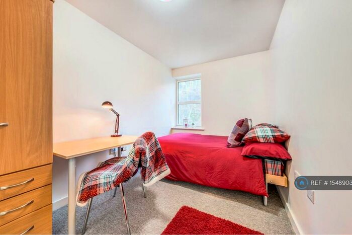 4 Bedroom Flat To Rent In Greenhill Road, Winchester, SO22
