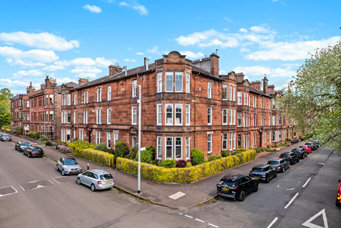 4 Bedroom Flat For Sale In /, Dolphin Road, Pollokshields, G41
