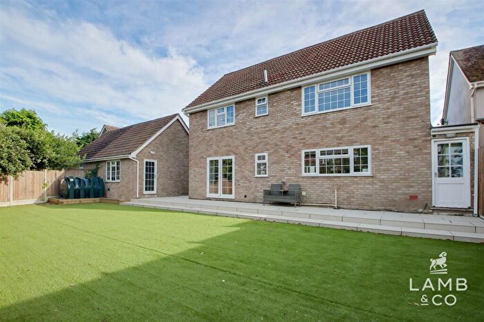 4 Bedroom Detached House For Sale In The Sparlings, Kirby-Le-Soken, Frinton-on-Sea, CO13