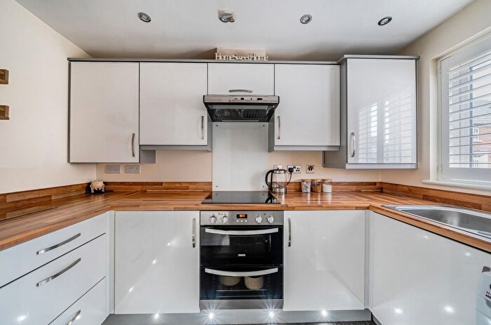 2 Bedroom End Of Terrace House To Rent In Parlour Mead, Cullompton, Devon, EX15