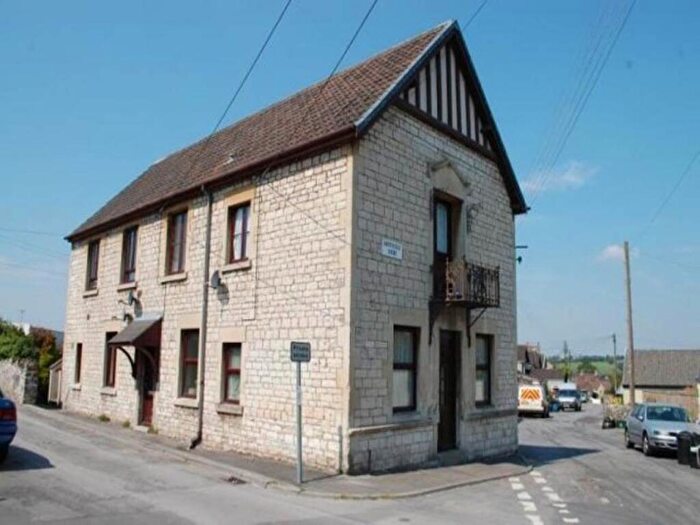 1 Bedroom Flat To Rent In Southfield Court (), , Radstock, BA3