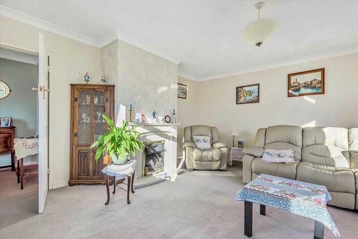 2 Bedroom Bungalow For Sale In Dell Bungalow, Salisbury Road, Abbotts Ann, SP11