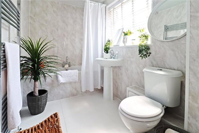 3 Bedroom Flat For Sale In Armstrong Road, Wallsend, Tyne And Wear, NE28