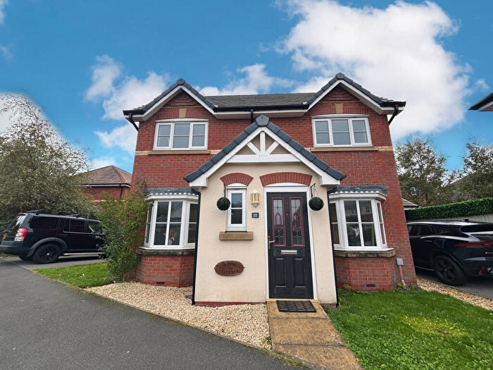 3 Bedroom Detached House For Sale In Jubilee Gardens, Staining, FY3