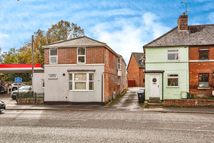 2 Bedroom Apartment For Sale In The Nursery, Devizes, SN10