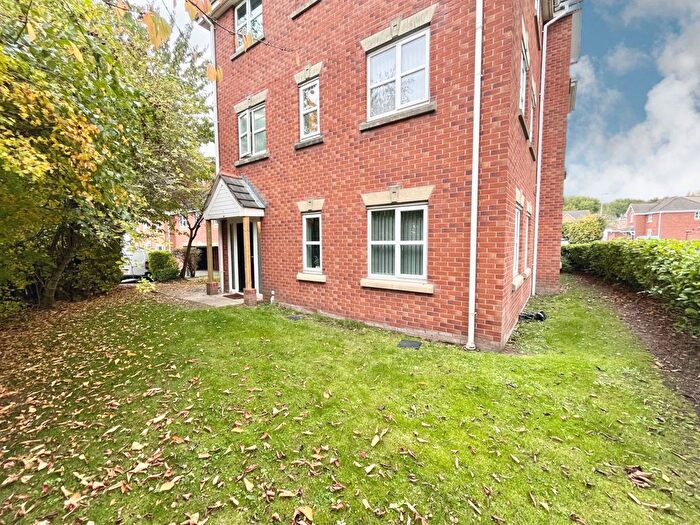 4 Bedroom Town House For Sale In Morris Court, Brierley Hill, DY5