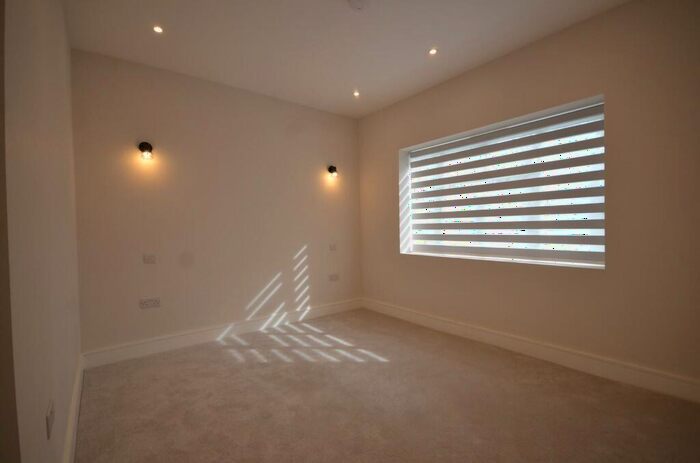 1 Bedroom Apartment To Rent In Lawns Court, The Avenue, Wembley, HA9