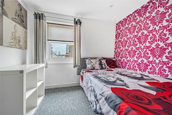 2 Bedroom Terraced House To Rent In St. James's Street, Brighton, BN2