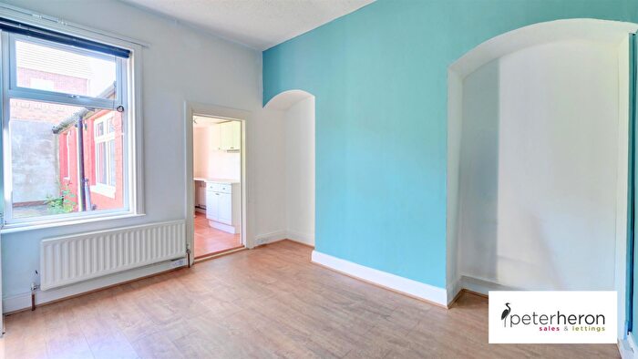 2 Bedroom Cottage For Sale In Leeds Street, Roker, Sunderland, SR6