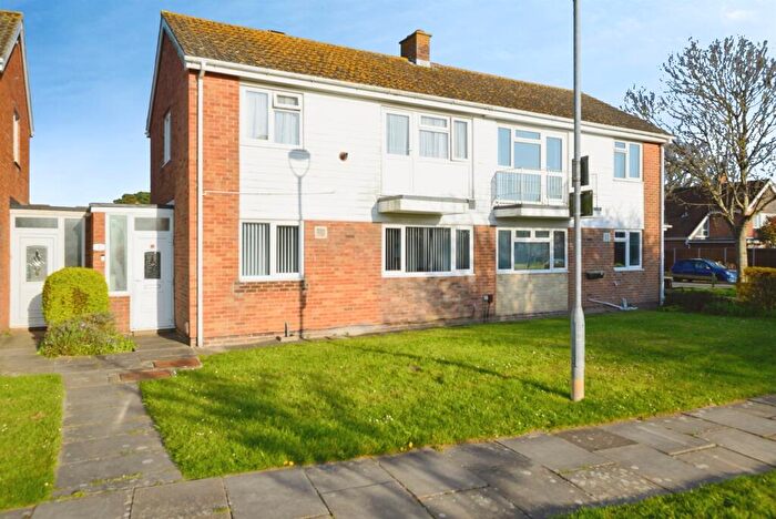 3 Bedroom Semi Detached House For Sale In Chichester Close, Gosport, PO13