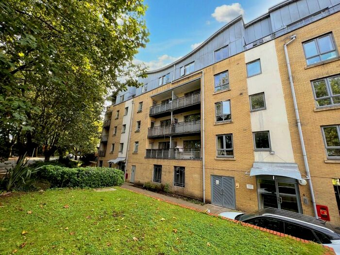 1 Bedroom Apartment To Rent In Yeoman Close, Ipswich, Suffolk, IP1