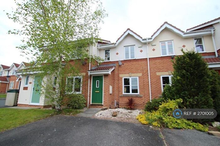 2 Bedroom Terraced House To Rent In Stonegate Crescent, Leeds, LS7