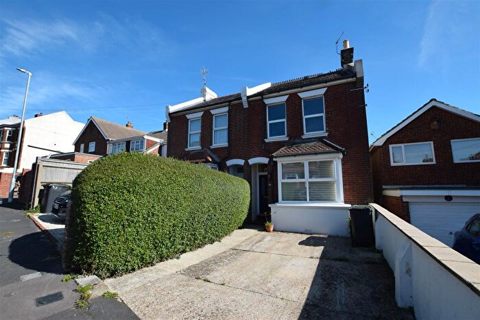 2 Bedroom Semi-Detached House To Rent In Athelstan Road, Hastings, TN35