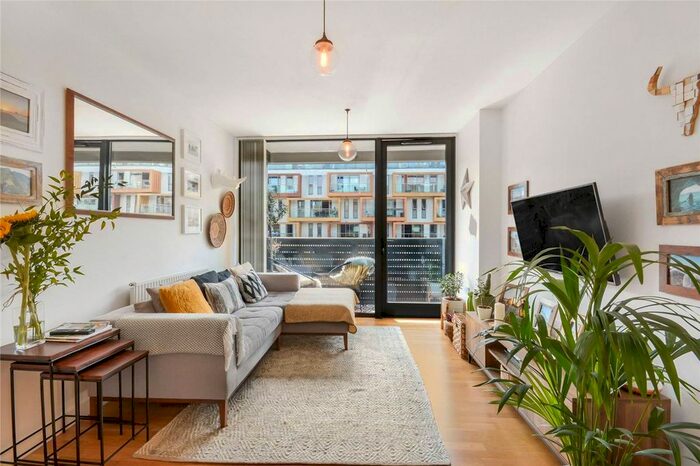 1 Bedroom Flat To Rent In Amelia Street, Elephant And Castle, London, SE17