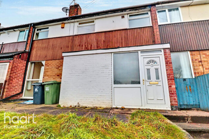 3 Bedroom Terraced House For Sale In Starthe Bank, Heanor, DE75