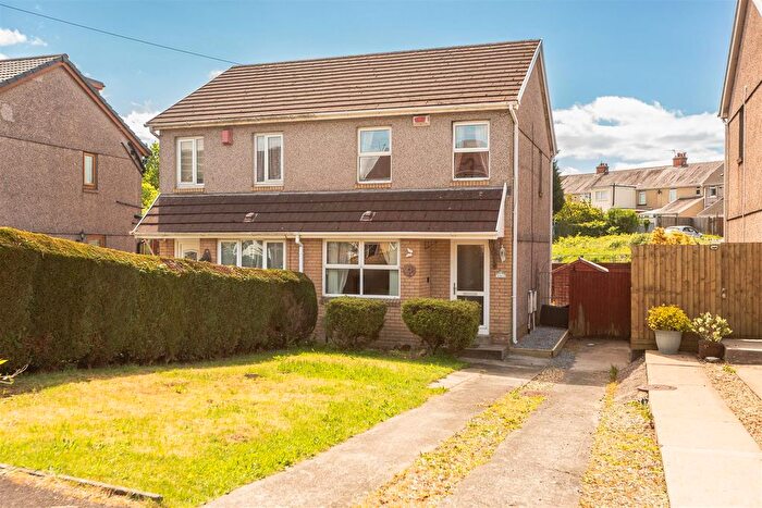 2 Bedroom Semi-Detached House For Sale In Moorview Close, Gendros, Swansea, SA5
