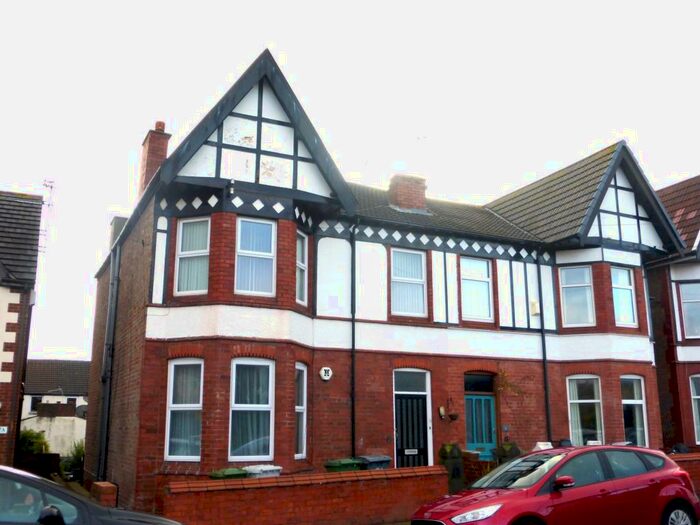 3 Bedroom Flat To Rent In Gorsehill Road, Wallasey, CH45