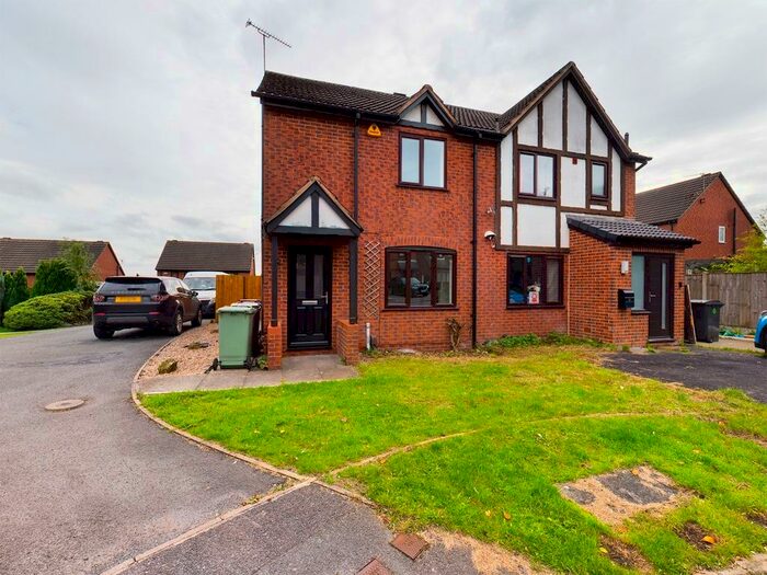 3 Bedroom Semi-Detached House To Rent In Honey Croft Court, South Normanton, DE55