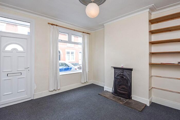 2 Bedroom House To Rent In King Alfred Street, Derby, Derbyshire, DE22