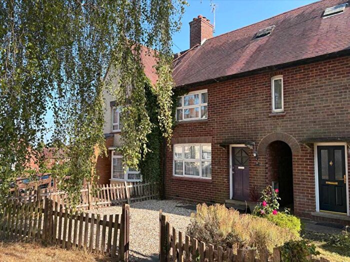 3 Bedroom Terraced House For Sale In Birchfield Road, Wellingborough, NN8