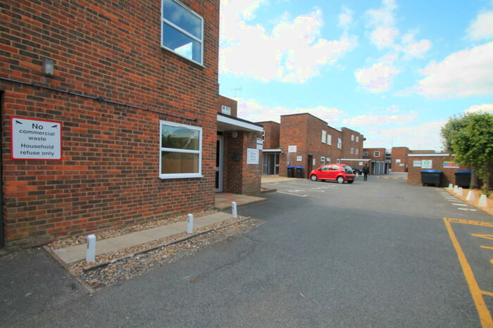 2 Bedroom Flat To Rent In Rowan House, BN12