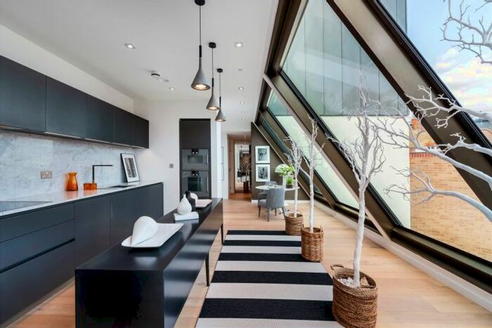 3 Bedroom Flat To Rent In Greycoat Street, Westminster, London, SW1P