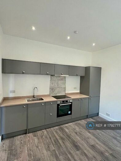 1 Bedroom Flat To Rent In Alexandra Street, Dunfermline, KY12