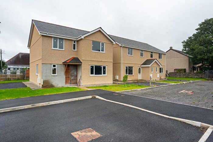 4 Bedroom Detached House For Sale In Cae'r Eglwys, Llanrug, Caernarfon, Gwynedd, LL55