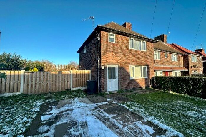 2 Bedroom Property To Rent In Elm Crescent, Sheffield, S20
