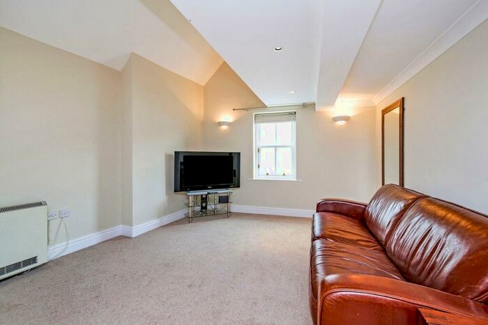 2 Bedroom Apartment To Rent In New Elvet, Durham, DH1