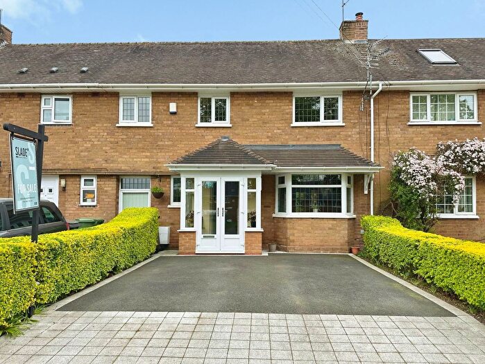 3 Bedroom Terraced House For Sale In Castlecroft Avenue, Castlecroft, Wolverhampton, WV3