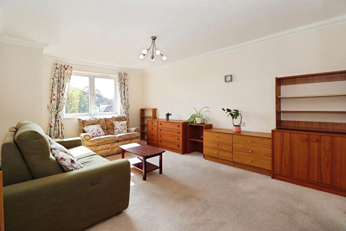 2 Bedroom Flat For Sale In Southmead Road, Filton, Bristol, Gloucestershire, BS34