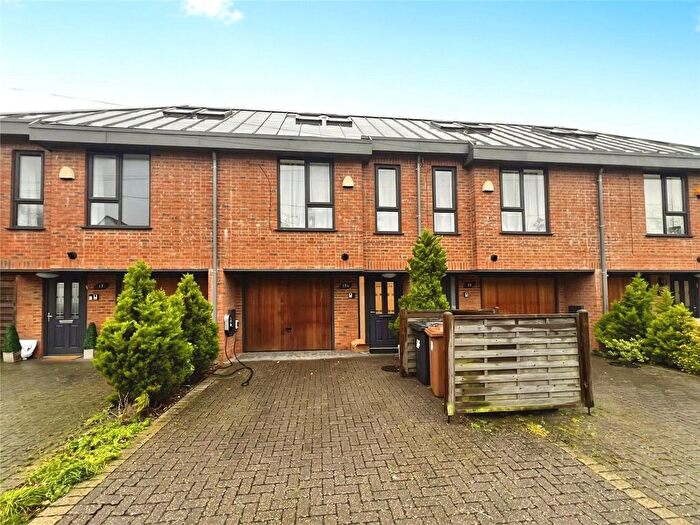 4 Bedroom Terraced House For Sale In Windmill Street, Bushey Heath, Bushey, Hertfordshire, WD23