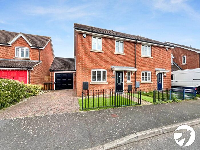3 Bedroom Semi Detached House To Rent In Galleon Way, Upnor, Rochester, Kent, ME2