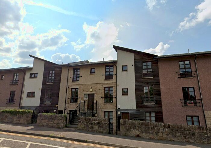 2 Bedroom Flat To Rent In Lanark Road, Edinburgh, EH14