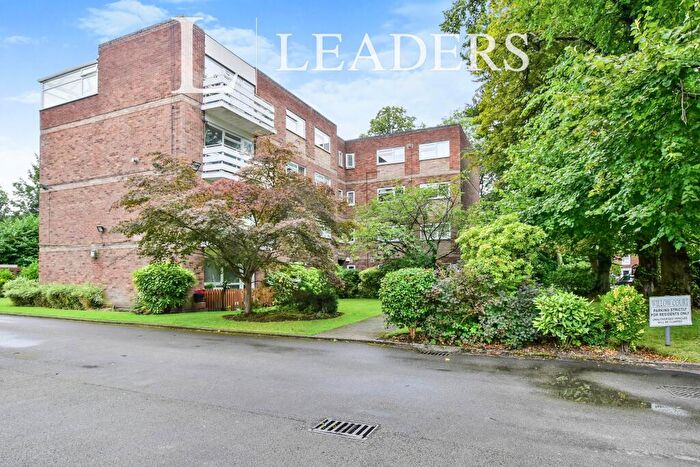 3 Bedroom Apartment To Rent In Willow Court, Willow Bank, Manchester, M14