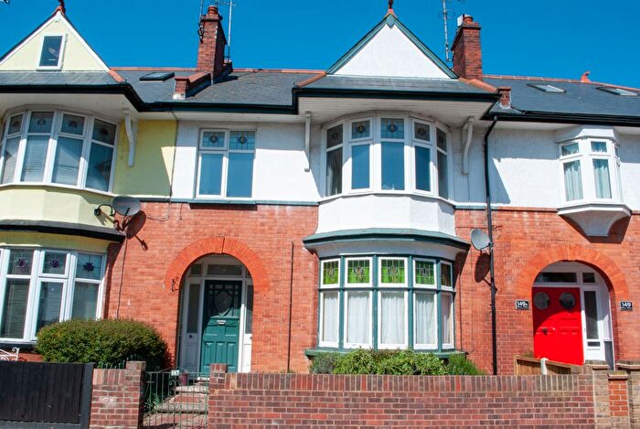 2 Bedroom Flat To Rent In Pall Mall, Leigh-On-Sea, SS9