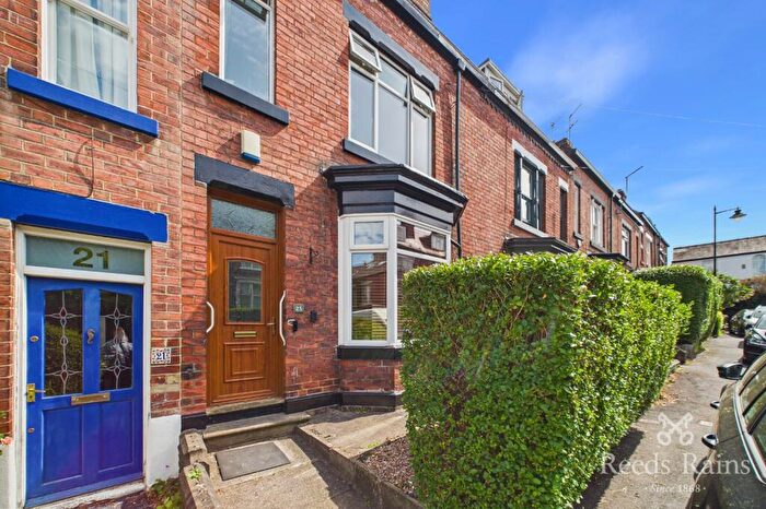 4 Bedroom Terraced House For Sale In Violet Bank Road, Sheffield, S7