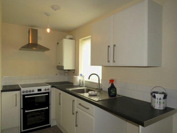 2 Bedroom Flat To Rent In Gascelyn Place, Chippenham, SN14