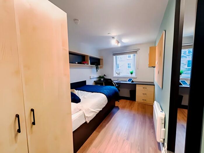 1 Bedroom Flat To Rent In Lady Lawson Street, Edinburgh, EH3