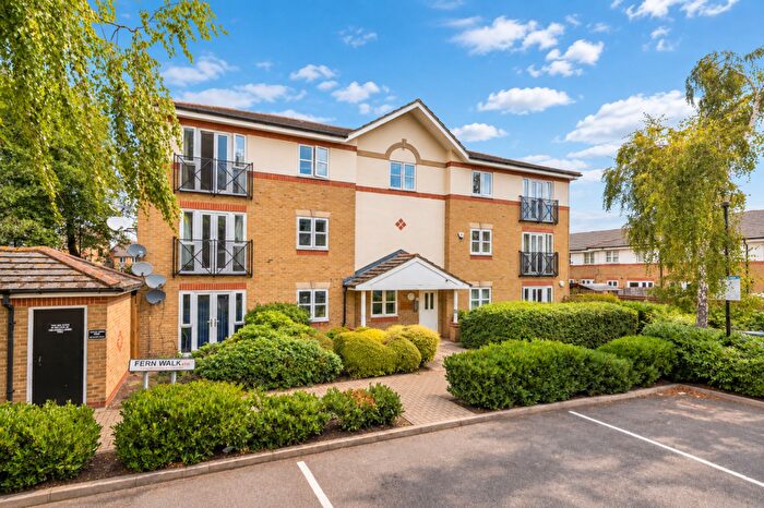 1 Bedroom Flat For Sale In Fern Walk, Winter Lodge, SE16
