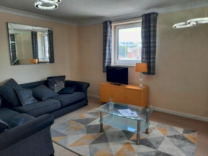 3 Bedroom Flat To Rent In Pocketts Wharf, Maritime Quarter, Swansea, SA1