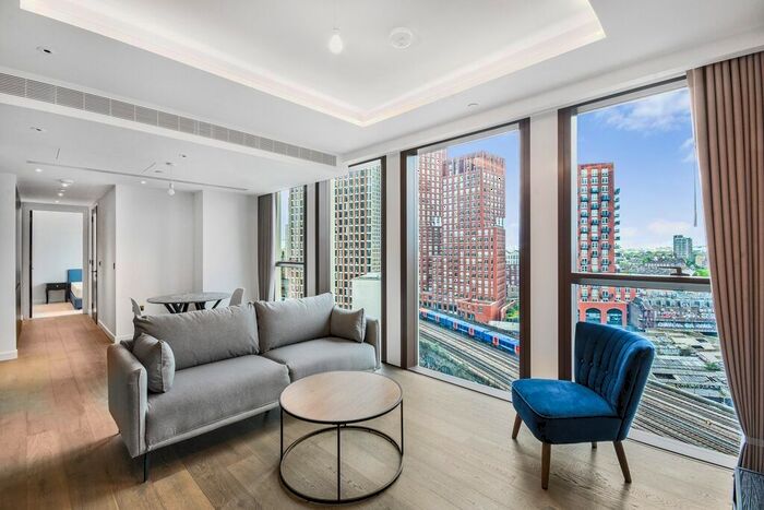 1 Bedroom Flat To Rent In Carnation Way, London, SW8